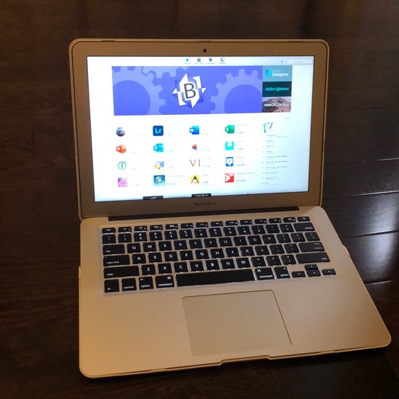 MacBookAir PerfectCondition/MarbleCase/accessories - Picture 2 of 3